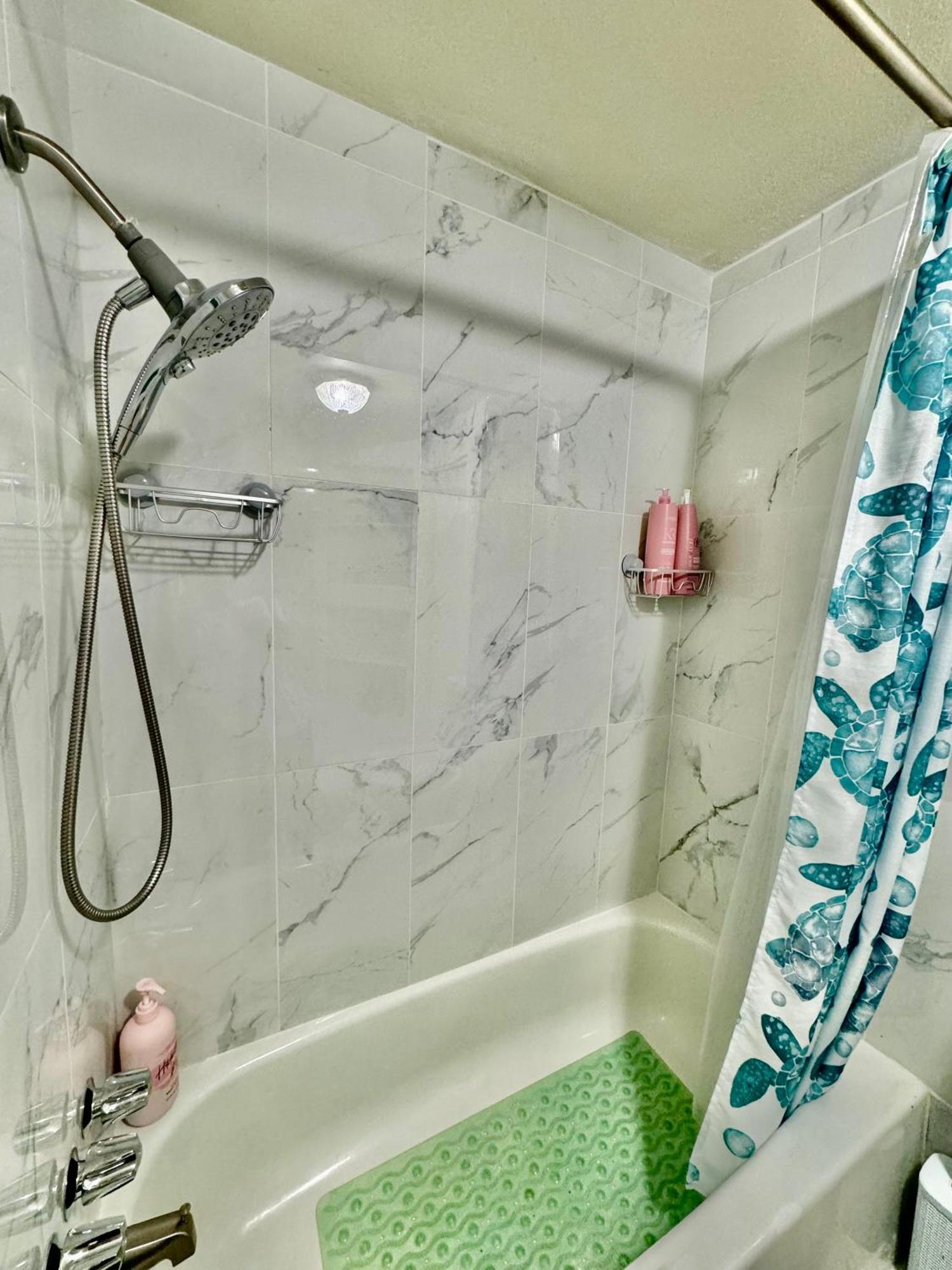 Seattle Home With 2 Bedrooms A King Bed Queen Bed And An Extra Sofa Bed Located 10 Minutes From Seatac Airport And 20 Minutes From Downtown Εξωτερικό φωτογραφία