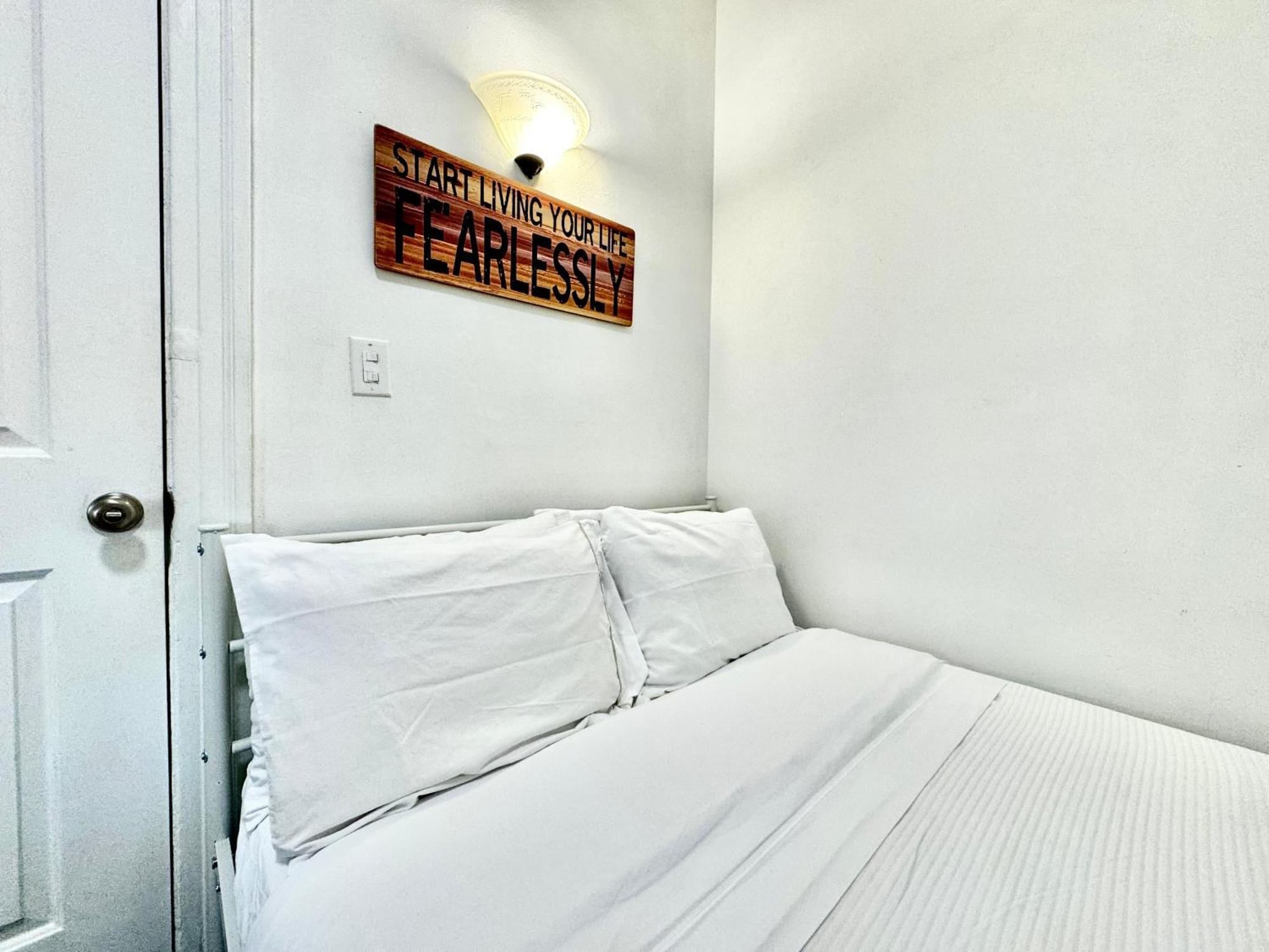 Seattle Home With 2 Bedrooms A King Bed Queen Bed And An Extra Sofa Bed Located 10 Minutes From Seatac Airport And 20 Minutes From Downtown Εξωτερικό φωτογραφία